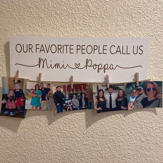 Engraved Picture Hanger (Grandparents)