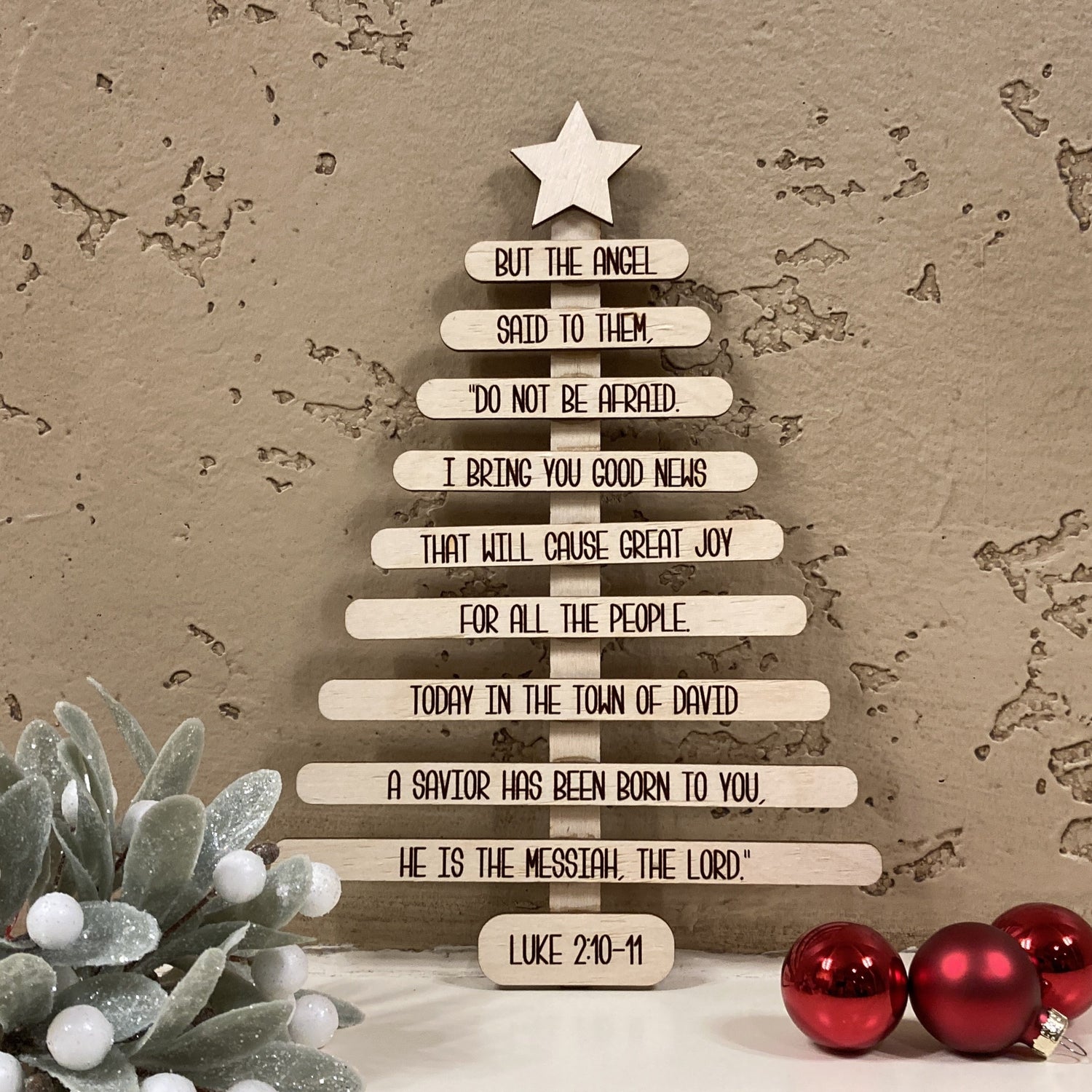 DIY Christmas Tree with Luke 2:10-11